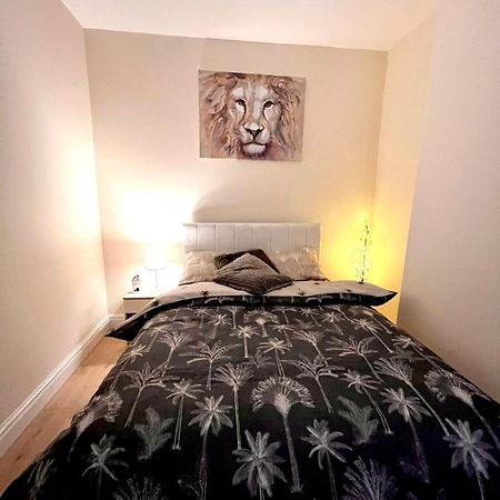 Relax Dotcom Apartment Manchester Exterior foto