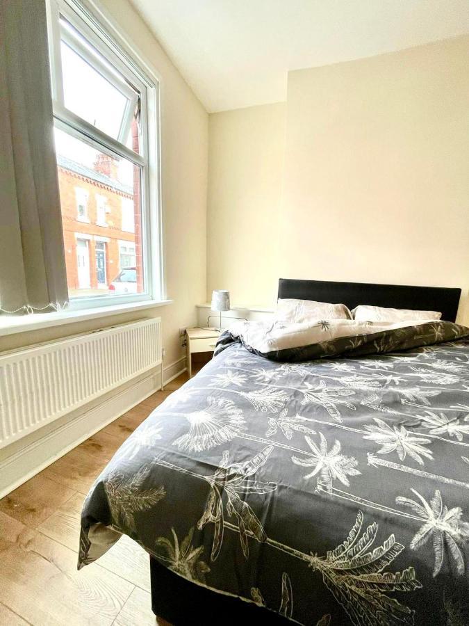 Relax Dotcom Apartment Manchester Exterior foto