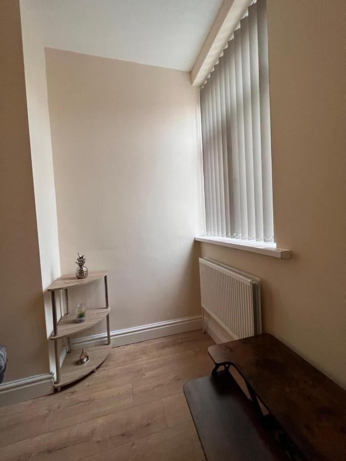 Relax Dotcom Apartment Manchester Exterior foto